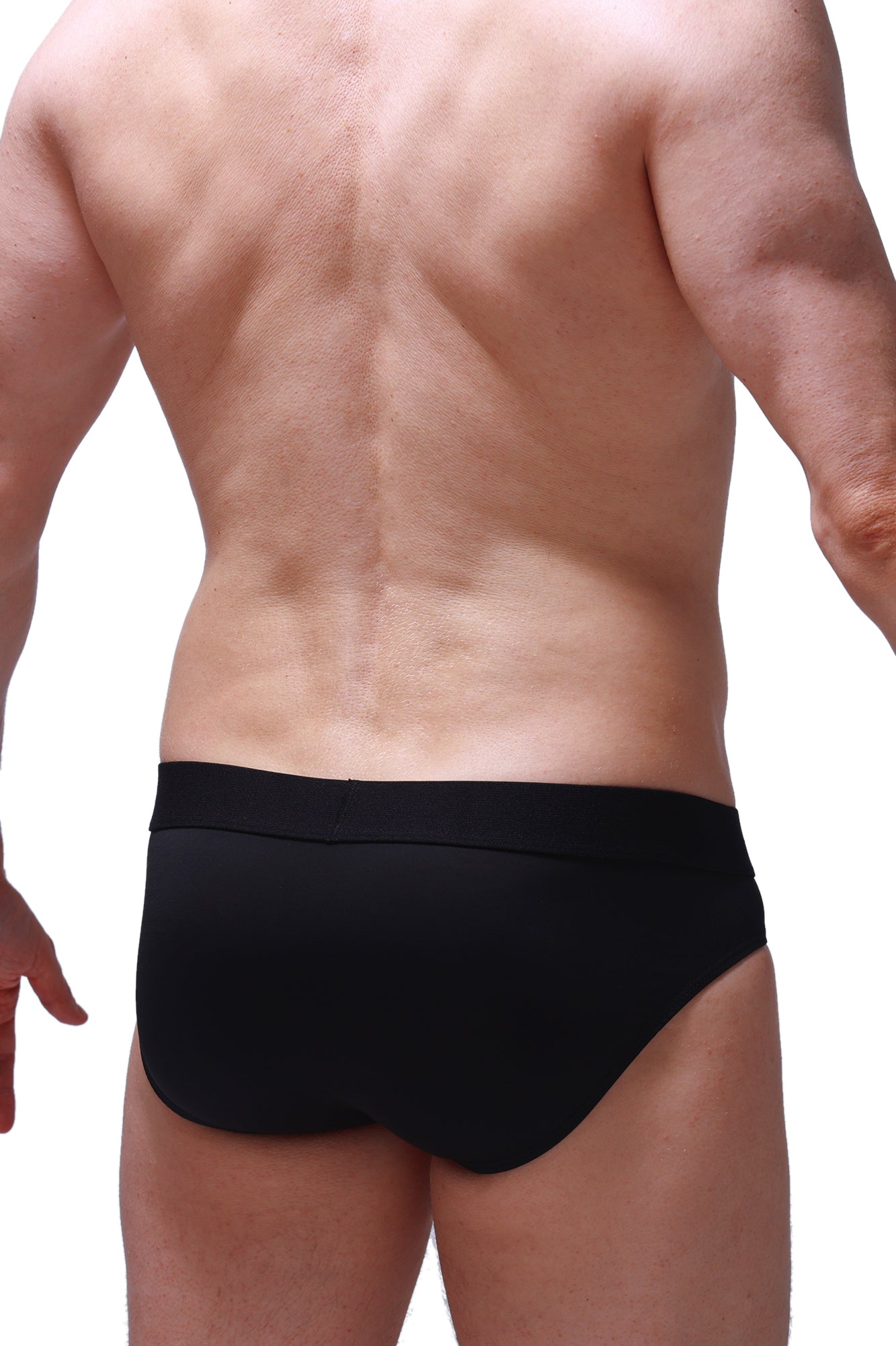 Slip Hang Noir - PetitQ Underwear - Lingerie masculine sexy et sous-vêtements pour homme originaux